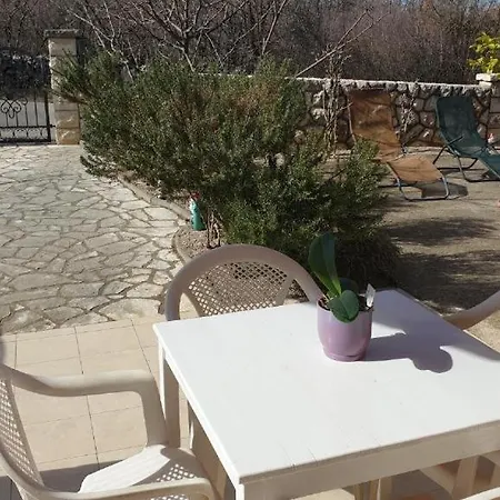 Konukevi Roses Dobrinj