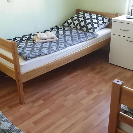 Roses Konukevi Dobrinj