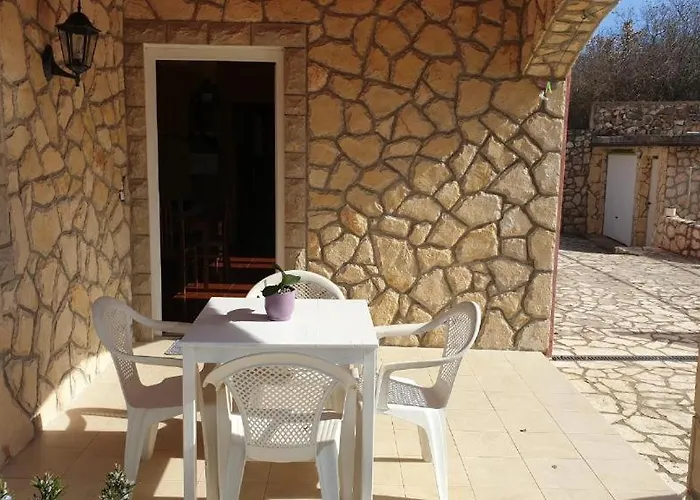 Roses Guest house 4*