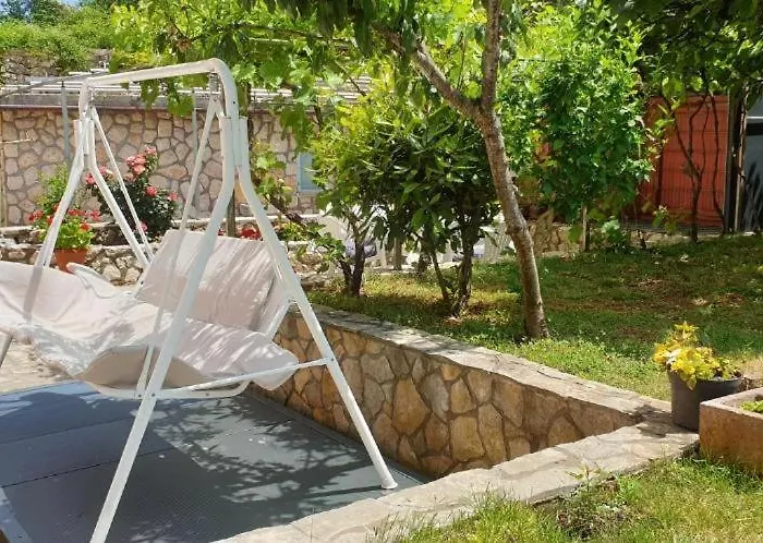 Roses Guest house 4*