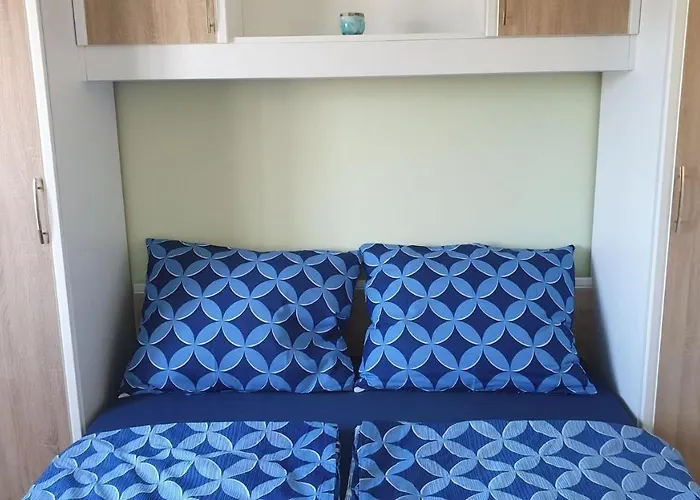 Guest house Roses 4*