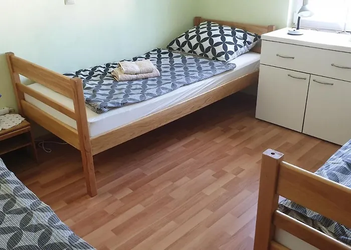 Roses 招待所 Dobrinj